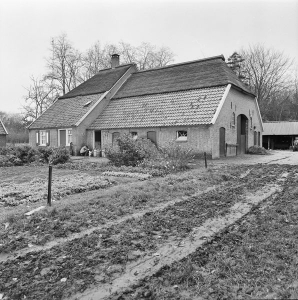 BOE 12 Rouwenhorst-zijkant (1974)